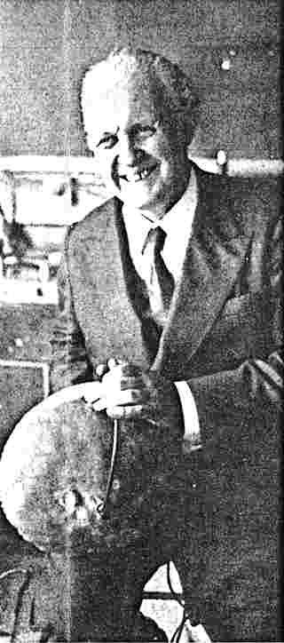 ac6s.jpg - 15529 Bytes